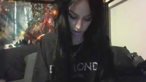 Snapshot of livmirage chatting on March 5, 2025, 3:40 am Liv Mirage online show from March 5, 2025, 3:40 am