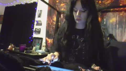 Snapshot of livmirage chatting on March 8, 2025, 5:49 am Liv Mirage online show from March 8, 2025, 5:49 am