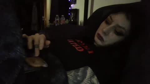 Snapshot of livmirage chatting on October 1, 2025, 4:57 pm Liv Mirage online show from October 1, 2025, 4:57 pm