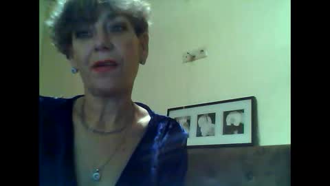 Snapshot of livslife chatting on December 18, 2025, 11:22 pm livslife online show from December 18, 2025, 11:22 pm