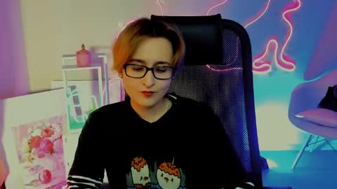 Snapshot of lixeluna chatting on May 23, 2026, 7:24 am LixeLuna online show from May 23, 2026, 7:24 am