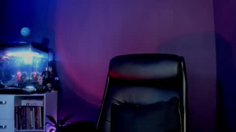 Snapshot of lixrose chatting on December 16, 2025, 11:10 pm LixRose online show from December 16, 2025, 11:10 pm