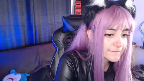 Elizabeth online show from November 15, 2025, 11:43 pm