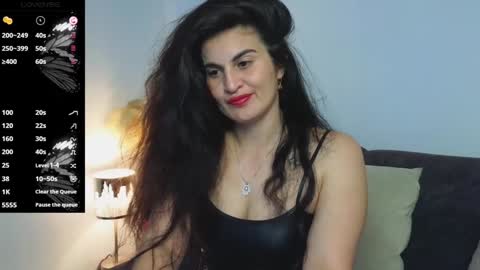 Snapshot of liz_devine chatting on December 26, 2024, 5:08 pm liz online show from December 26, 2024, 5:08 pm