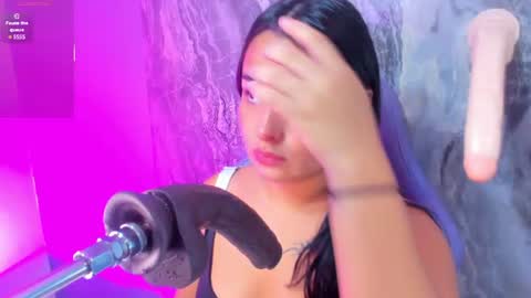Snapshot of liz_foox chatting on July 21, 2026, 11:23 am Liz online show from July 21, 2026, 11:23 am