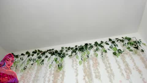 Liz Luna online show from May 19, 2026, 7:37 am