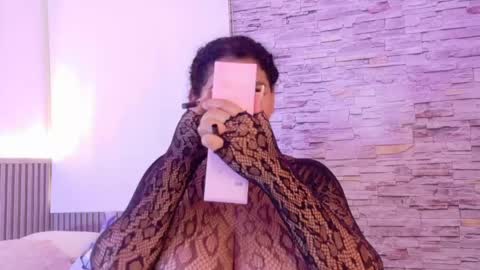 liz_monserrat online show from May 12, 2026, 7:55 pm