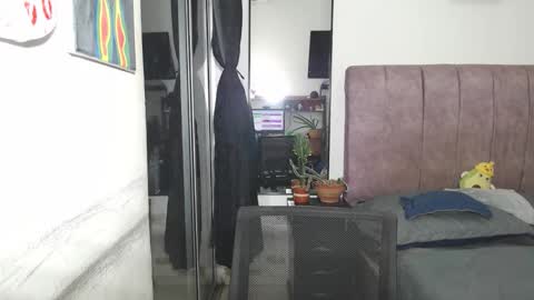 Liza Thurner online show from September 25, 2025, 4:38 am