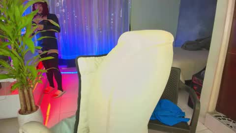 Liza Goth online show from March 12, 2026, 9:10 pm