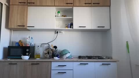 Liza online show from March 4, 2025, 8:24 am