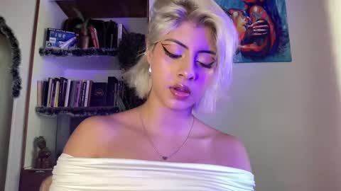 Snapshot of lizambarr chatting on December 9, 2024, 7:39 pm Lizeth online show from December 9, 2024, 7:39 pm