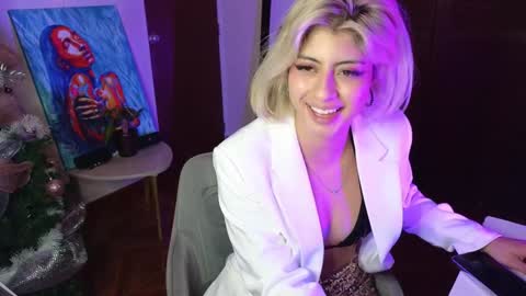 Snapshot of lizambarr chatting on December 31, 2024, 11:39 pm Lizeth online show from December 31, 2024, 11:39 pm