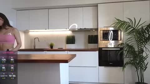 Snapshot of lizbethbiers chatting on March 3, 2025, 6:15 am Hello there im Amelia Im new here Lets have fun online show from March 3, 2025, 6:15 am