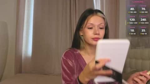 Snapshot of lizbethcoll chatting on November 10, 2025, 7:07 am Sunnheart online show from November 10, 2025, 7:07 am