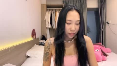 Lizz online show from October 9, 2025, 12:14 pm