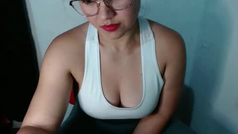 Snapshot of lizbodu chatting on January 6, 2025, 10:58 pm Lizze Bodu 3 online show from January 6, 2025, 10:58 pm