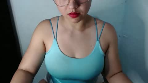 Snapshot of lizbodu chatting on February 6, 2025, 2:33 am Lizze Bodu 3 online show from February 6, 2025, 2:33 am