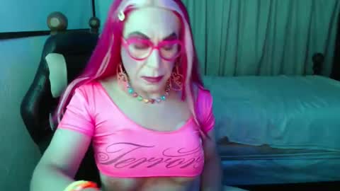 Snapshot of lizicherystrawbery chatting on February 12, 2026, 8:20 am Lizi Chery Strawbery online show from February 12, 2026, 8:20 am