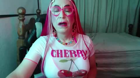 Snapshot of lizicherystrawbery chatting on March 29, 2026, 9:42 am Lizi Chery Strawbery online show from March 29, 2026, 9:42 am
