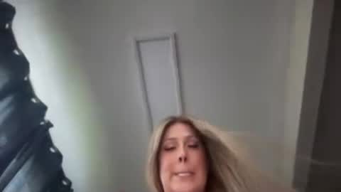 Liz Purr online show from June 28, 2026, 2:28 am