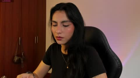 lizynick online show from April 14, 2026, 5:52 pm