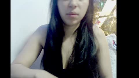 Snapshot of lizz1305 chatting on December 20, 2024, 2:38 pm lizz1305 online show from December 20, 2024, 2:38 pm