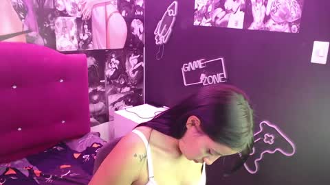 Snapshot of lizz_99 chatting on May 27, 2026, 1:57 am lizz online show from May 27, 2026, 1:57 am