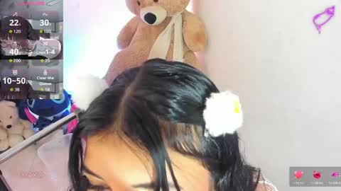 Snapshot of lizz_tender chatting on May 17, 2026, 12:23 pm Lizz online show from May 17, 2026, 12:23 pm
