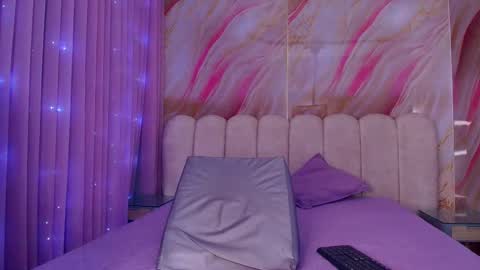 Snapshot of lizza_ferreti chatting on April 23, 2026, 11:53 am Lizza online show from April 23, 2026, 11:53 am
