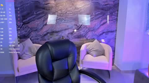 Lizzi  online show from January 22, 2025, 5:16 am