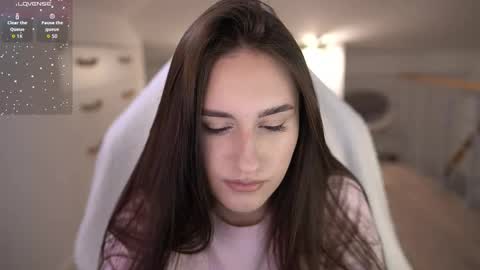 Lizi-Fox online show from March 30, 2026, 12:28 pm