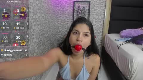 Snapshot of lizziemontana2 chatting on February 25, 2025, 11:22 pm online show from February 25, 2025, 11:22 pm