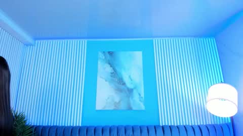 Lizzie Evan online show from October 3, 2025, 12:02 pm