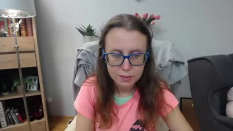 Lizzy online show from July 20, 2026, 4:27 am