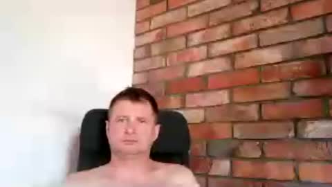 Snapshot of lllukasssxxx chatting on July 15, 2026, 12:10 pm lllukasssxxx online show from July 15, 2026, 12:10 pm
