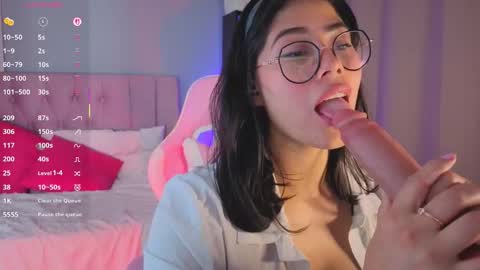 Pamela online show from November 29, 2025, 10:13 pm