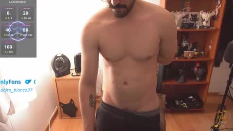 Snapshot of lobito_blanco97 chatting on February 4, 2026, 3:29 pm Lobito blanco Thefckingwolf main account online show from February 4, 2026, 3:29 pm