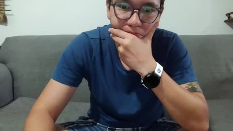 Snapshot of lobomx19 chatting on April 18, 2026, 2:21 pm Lobo online show from April 18, 2026, 2:21 pm