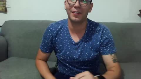 Snapshot of lobomx19 chatting on May 28, 2026, 1:25 am Lobo online show from May 28, 2026, 1:25 am