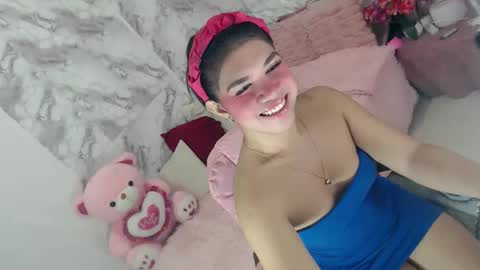 Snapshot of lobotara69 chatting on November 24, 2025, 8:52 pm Thea online show from November 24, 2025, 8:52 pm