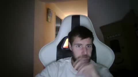 Snapshot of lobotomy54 chatting on October 15, 2025, 12:05 pm lobo online show from October 15, 2025, 12:05 pm