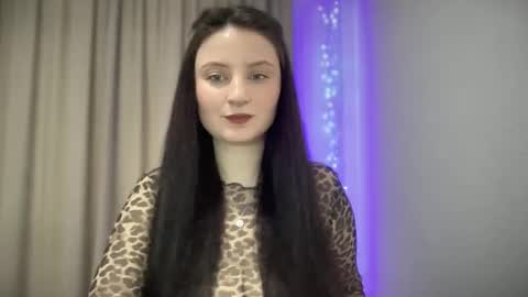 locaalis1 online show from February 24, 2025, 1:42 pm