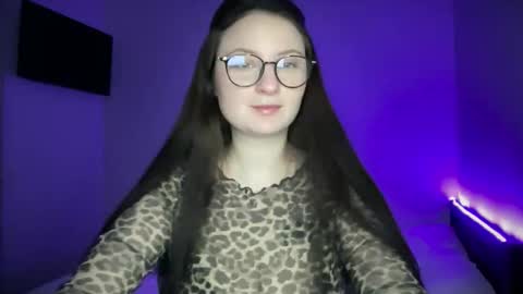 locaalis1 online show from December 19, 2025, 1:18 pm