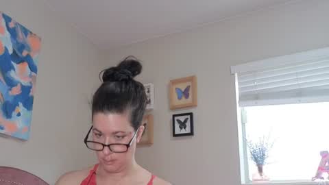Snapshot of lodestarr chatting on July 15, 2026, 2:22 pm Lodestarr online show from July 15, 2026, 2:22 pm