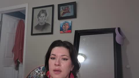 Snapshot of lodestarr chatting on July 16, 2026, 3:29 pm Lodestarr online show from July 16, 2026, 3:29 pm