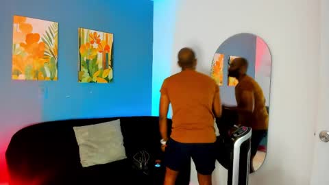 Snapshot of logan_adams27 chatting on May 27, 2026, 12:02 pm Logan online show from May 27, 2026, 12:02 pm