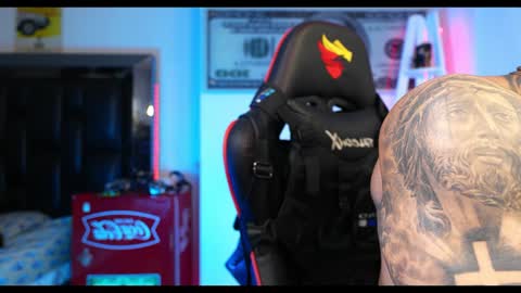 Snapshot of logan_hugh8 chatting on December 13, 2024, 6:42 am logan_hugh8 online show from December 13, 2024, 6:42 am