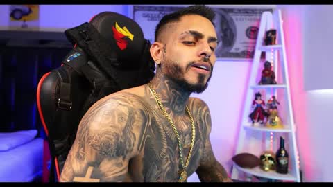 Snapshot of logan_hugh8 chatting on December 21, 2024, 8:10 pm logan_hugh8 online show from December 21, 2024, 8:10 pm