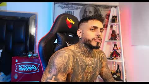 Snapshot of logan_hugh8 chatting on February 20, 2025, 12:15 pm logan_hugh8 online show from February 20, 2025, 12:15 pm