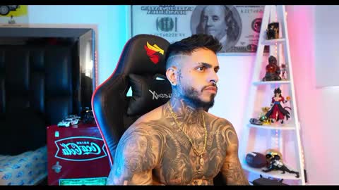 Snapshot of logan_hugh8 chatting on February 26, 2025, 12:25 pm logan_hugh8 online show from February 26, 2025, 12:25 pm